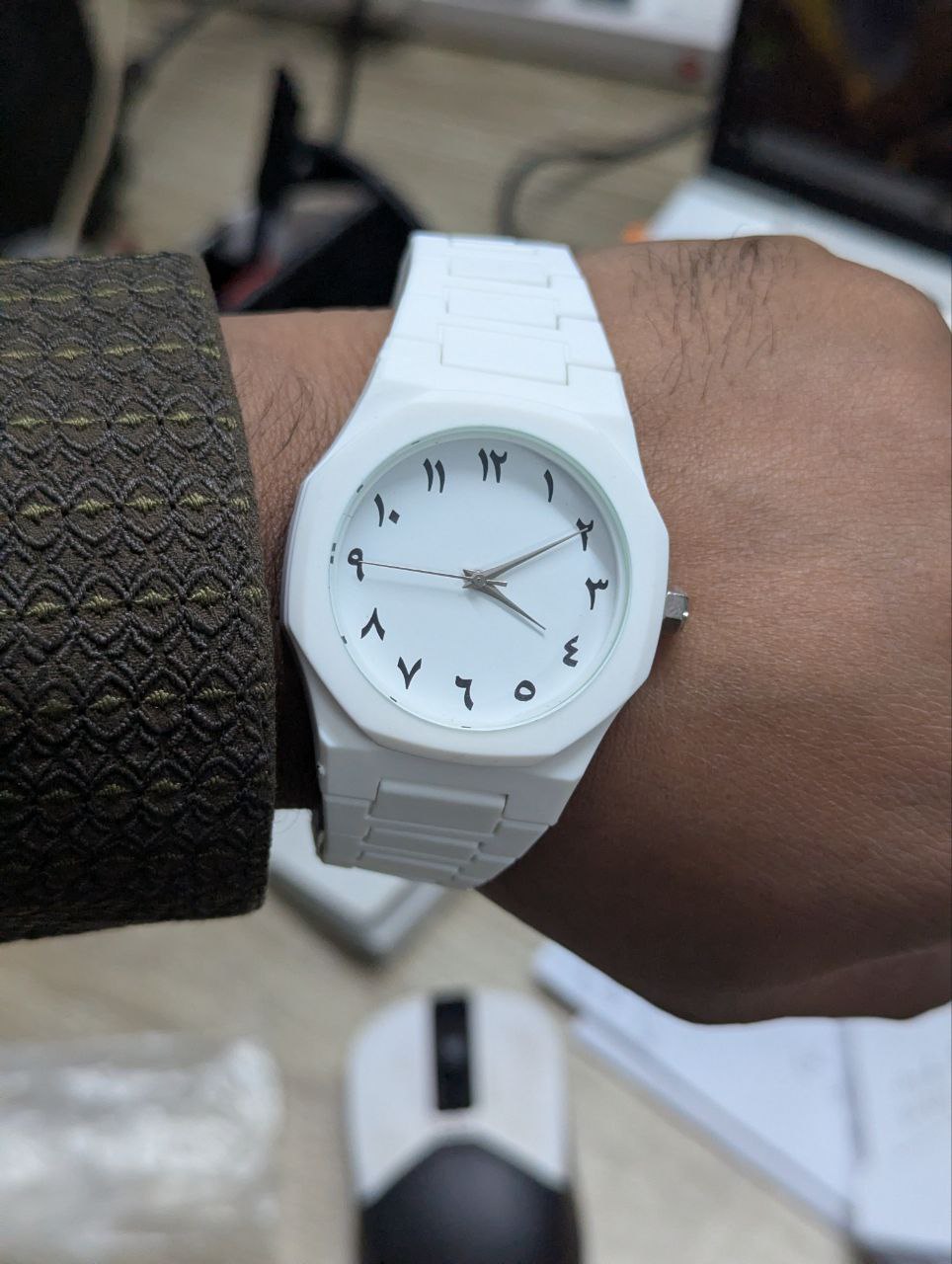 Arabic Aura Watch WH